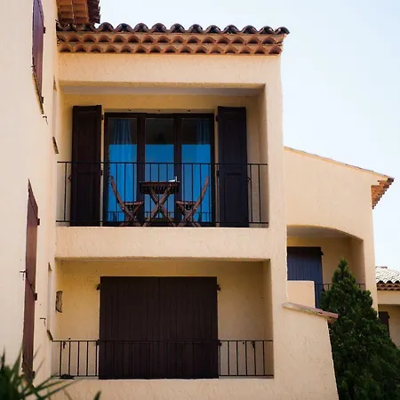 Les 12 Sables Saint Clair * Le Lavandou